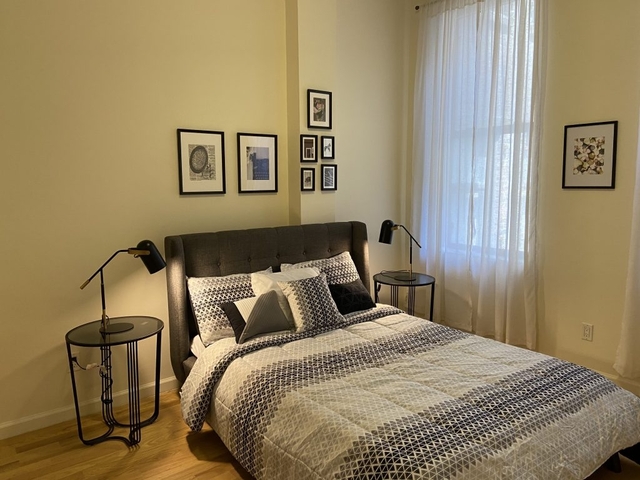 5 Bedrooms, Flatiron District Rental in NYC for $12,000 - Photo 1