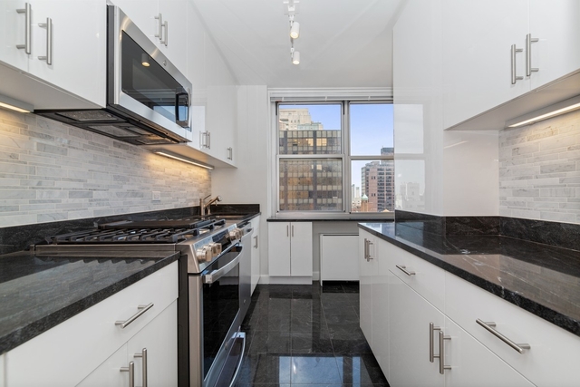 3 Bedrooms, Sutton Place Rental in NYC for $8,595 - Photo 1