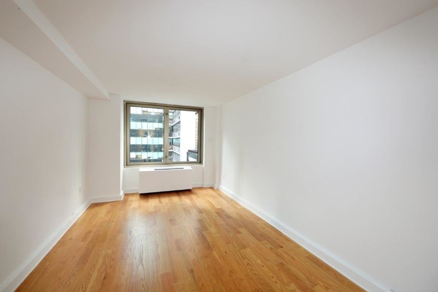 2 Bedrooms, Theater District Rental in NYC for $6,095 - Photo 1