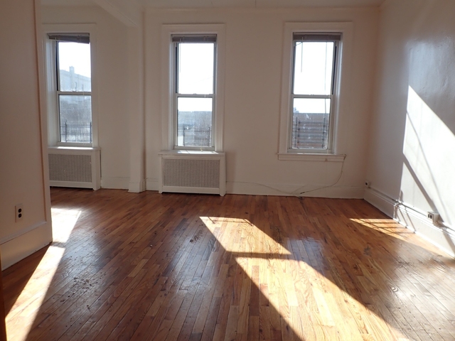 2 Bedrooms, East New York Rental in NYC for $2,600 - Photo 1