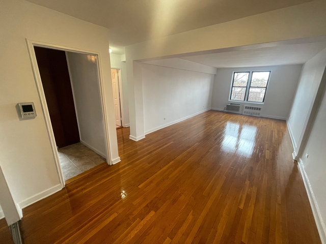 1 Bedroom, Kew Gardens Hills Rental in NYC for $1,800 - Photo 1