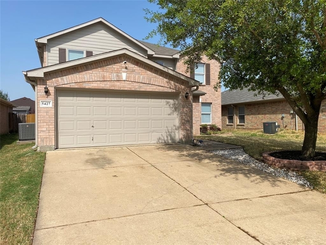 4 Bedrooms, Lake Parks Rental in Dallas for $2,995 - Photo 1