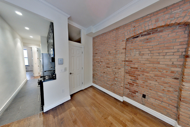 4 Bedrooms, Hell's Kitchen Rental in NYC for $6,995 - Photo 1