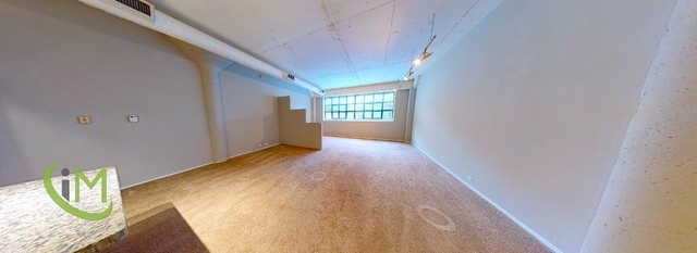 Studio, Old Town Rental in Chicago, IL for $2,120 - Photo 1