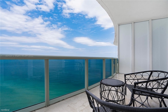 3 Bedrooms, Tatum's Ocean Beach Park Rental in Miami, FL for $8,100 - Photo 1