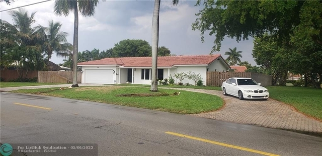 4 Bedrooms, Hillsboro Harbor Unit Rental in Miami, FL for $8,000 - Photo 1
