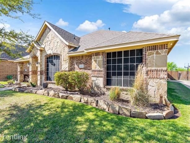 4 Bedrooms, Fox Hollow Rental in Dallas for $3,160 - Photo 1