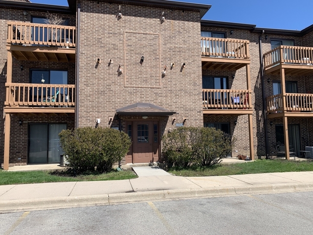 1 Bedroom, Lisle Rental in Chicago, IL for $1,300 - Photo 1