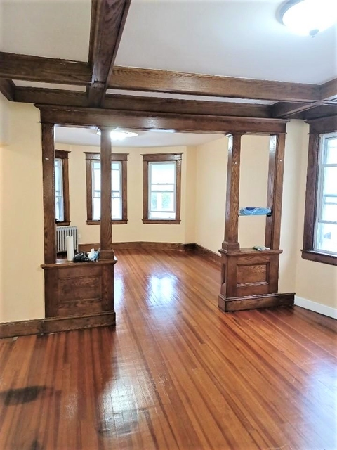 4 Bedrooms, New Brighton Rental in NYC for $2,499 - Photo 1