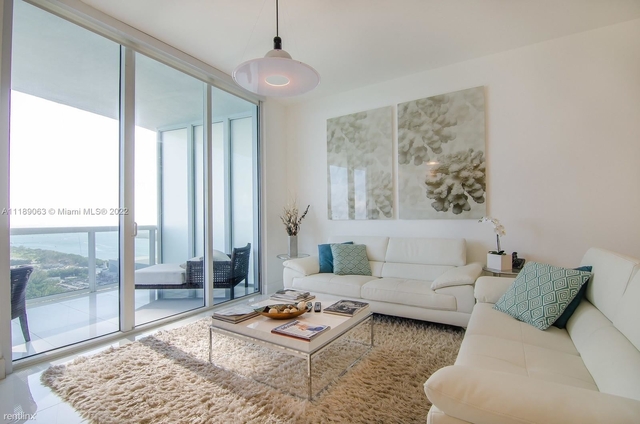 3 Bedrooms, Tatum's Ocean Beach Park Rental in Miami, FL for $10,500 - Photo 1