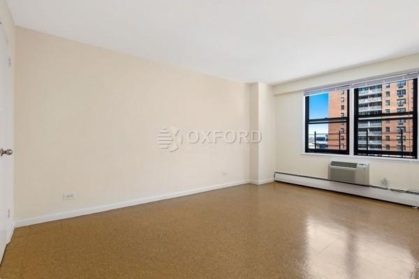 2 Bedrooms, LeFrak City Rental in NYC for $2,458 - Photo 1