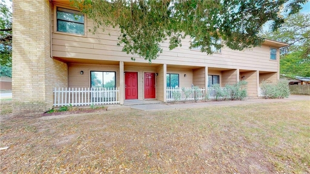 2 Bedrooms, College Hills Estates Rental in Bryan-College Station Metro Area, TX for $800 - Photo 1