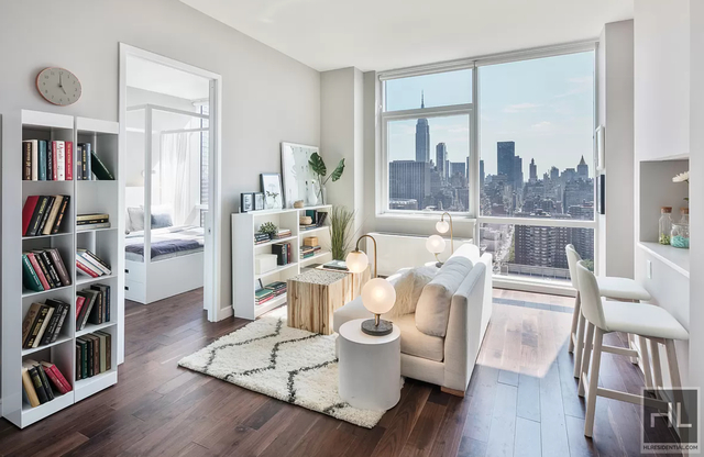 2 Bedrooms, West Chelsea Rental in NYC for $7,933 - Photo 1
