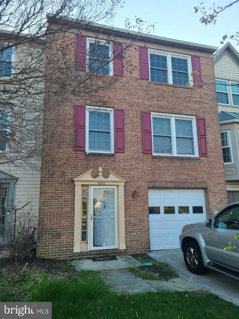 4 Bedrooms, Severn Rental in Baltimore, MD for $2,400 - Photo 1