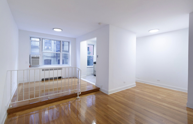 Studio, Hell's Kitchen Rental in NYC for $2,650 - Photo 1