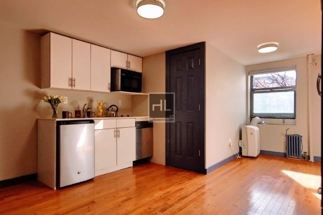 1 Bedroom, East Village Rental in NYC for $2,700 - Photo 1