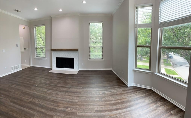 1 Bedroom, North Oaklawn Rental in Dallas for $1,995 - Photo 1
