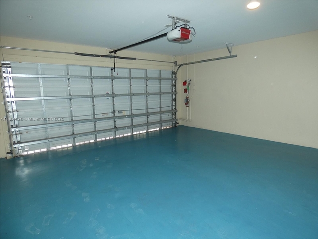 3 Bedrooms, Wilton Manors Rental in Miami, FL for $4,395 - Photo 1