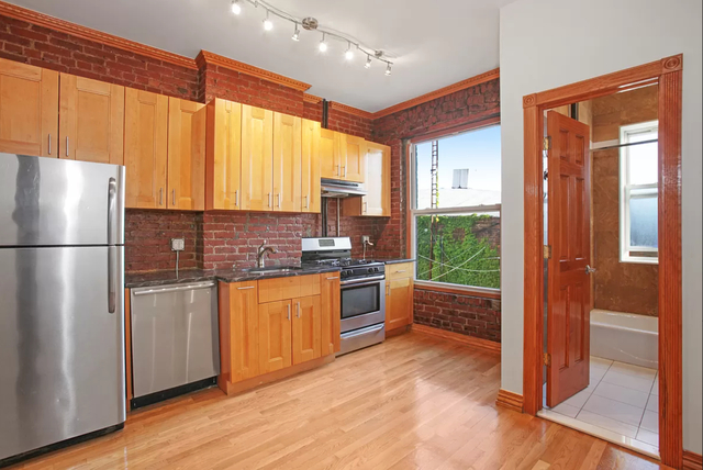 2 Bedrooms, Greenwood Heights Rental in NYC for $2,500 - Photo 1