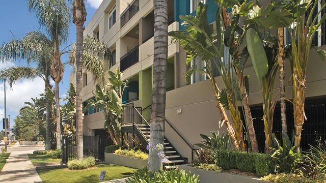 2 Bedrooms, Encino Rental in Los Angeles, CA for $3,179 - Photo 1