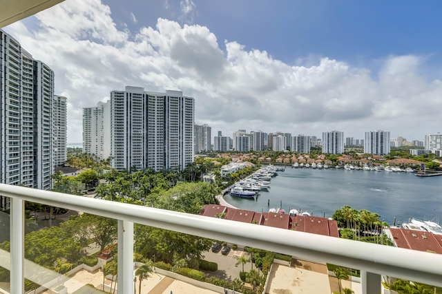 2 Bedrooms, The Waterways Rental in Miami, FL for $5,000 - Photo 1