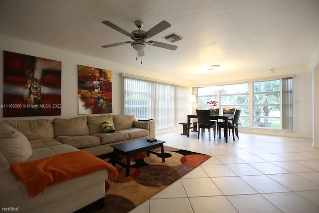 3 Bedrooms, Central Business District Rental in Miami, FL for $5,100 - Photo 1