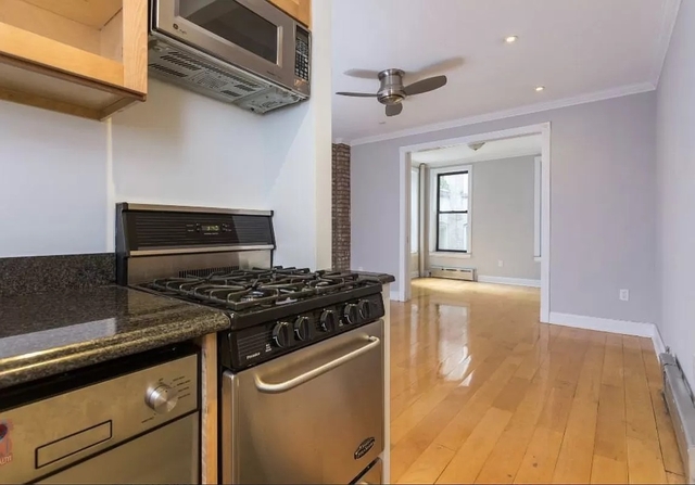 2 Bedrooms, West Village Rental in NYC for $5,995 - Photo 1