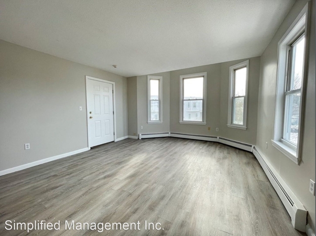 3 Bedrooms, The Acre Rental in Boston, MA for $1,900 - Photo 1
