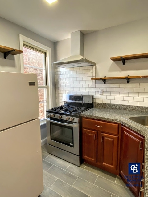 3 Bedrooms, Sunset Park Rental in NYC for $2,500 - Photo 1