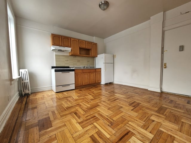 1 Bedroom, Sunset Park Rental in NYC for $1,751 - Photo 1