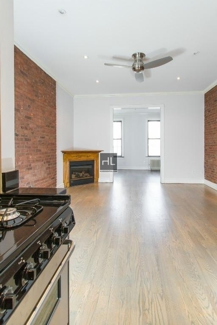Studio, Hell's Kitchen Rental in NYC for $4,295 - Photo 1