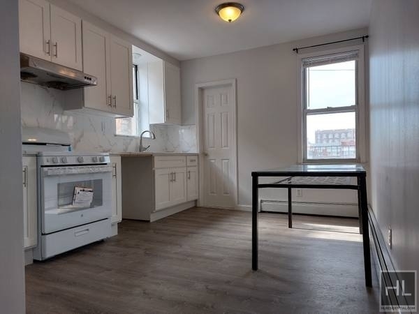 2 Bedrooms, Dyker Heights Rental in NYC for $1,950 - Photo 1