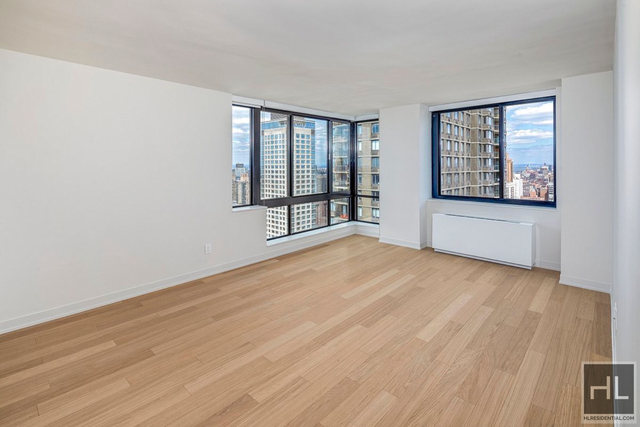 2 Bedrooms, Hell's Kitchen Rental in NYC for $7,700 - Photo 1