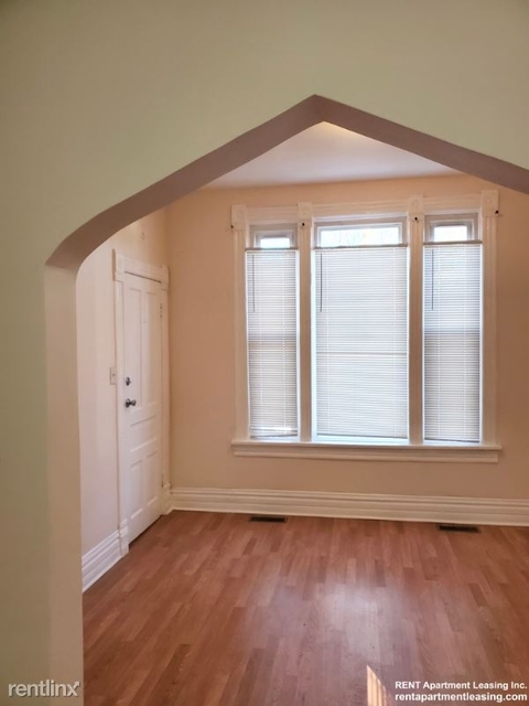 2 Bedrooms, Palmer Square Rental in Chicago, IL for $1,350 - Photo 1