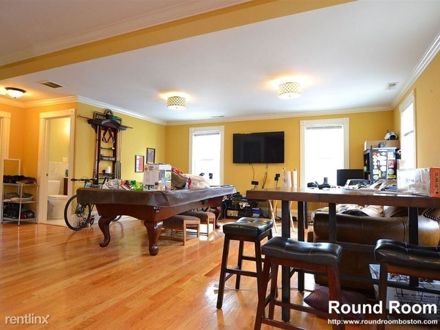 4 Bedrooms, Newton Corner Rental in Boston, MA for $3,700 - Photo 1
