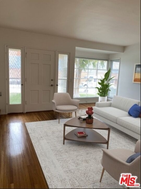2 Bedrooms, Westchester Rental in Los Angeles, CA for $2,775 - Photo 1