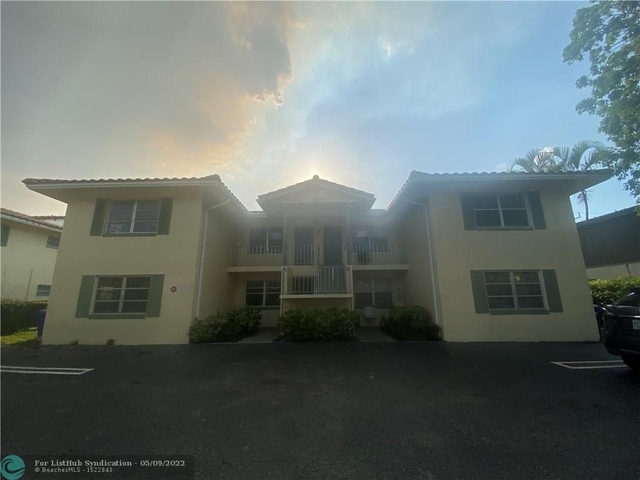 2 Bedrooms, Coral Springs Rental in Miami, FL for $2,200 - Photo 1
