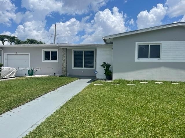 3 Bedrooms, Westchester Rental in Miami, FL for $5,000 - Photo 1