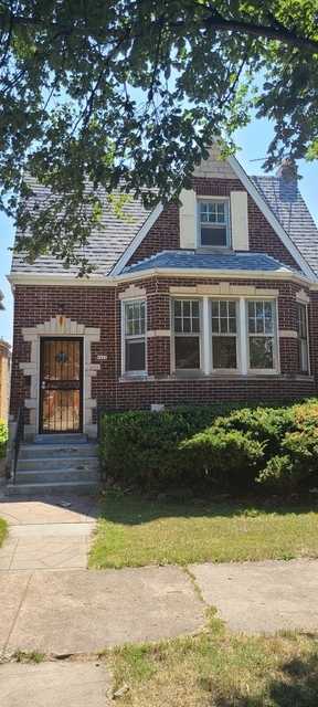 4 Bedrooms, Portage Park Rental in Chicago, IL for $2,850 - Photo 1