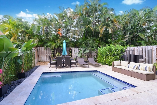 4 Bedrooms, Coral Ridge Rental in Miami, FL for $6,900 - Photo 1
