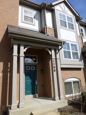 3 Bedrooms, Palatine Rental in Chicago, IL for $2,500 - Photo 1