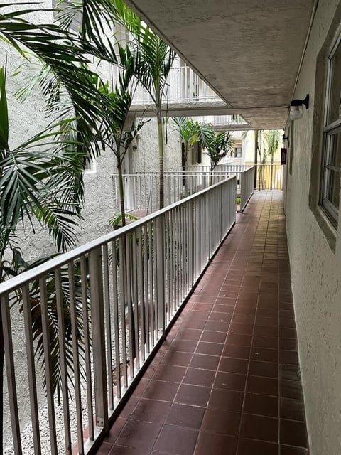 2 Bedrooms, Hialeah Gardens Rental in Miami, FL for $2,200 - Photo 1