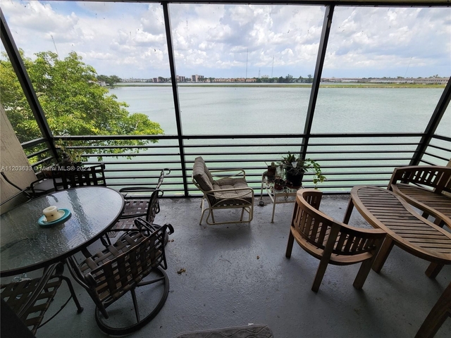 2 Bedrooms, California Club Summertree Rental in Miami, FL for $2,550 - Photo 1
