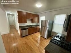 4 Bedrooms, Uphams Corner - Jones Hill Rental in Boston, MA for $2,875 - Photo 1