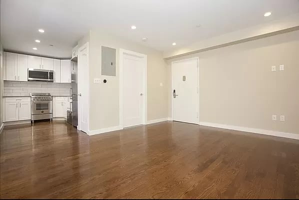 2 Bedrooms, Lower East Side Rental in NYC for $5,200 - Photo 1