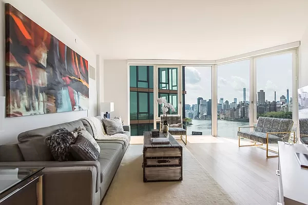 1 Bedroom, Astoria Rental in NYC for $3,146 - Photo 1