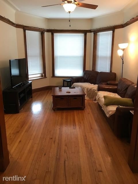 4 Bedrooms, Lakeview Rental in Chicago, IL for $3,600 - Photo 1