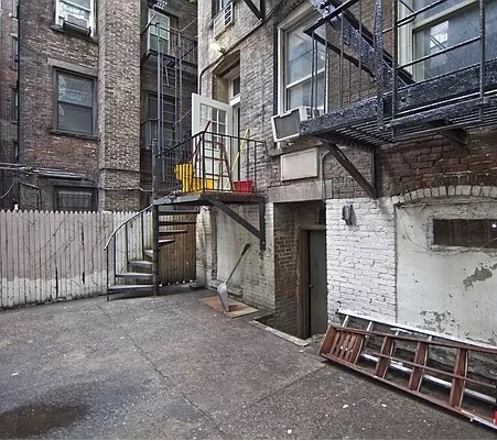 2 Bedrooms, Hell's Kitchen Rental in NYC for $4,400 - Photo 1