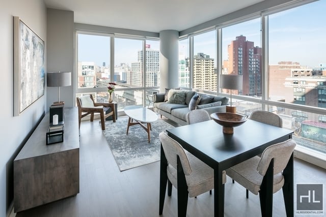 2 Bedrooms, Long Island City Rental in NYC for $4,355 - Photo 1
