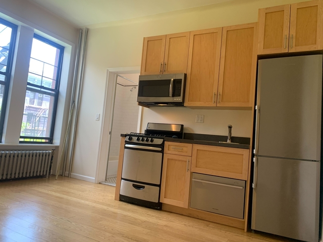 Studio, Upper West Side Rental in NYC for $2,375 - Photo 1